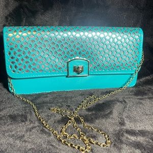 Evening convertible cross body clutch
MMS Design Studio